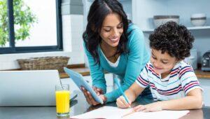 Digital parenting challenges for working mothers